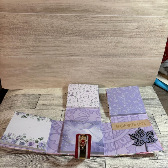 Handmade Floral Notepad - Picture 10 of 10